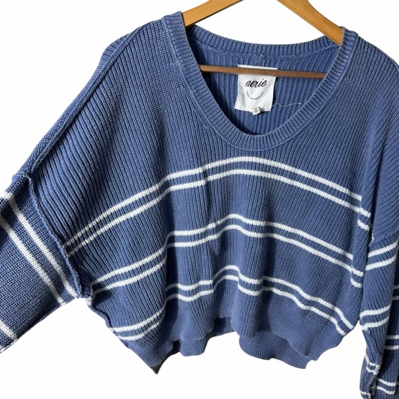 Aerie Striped Oversized Cropped V-Neck Sweater Size Medium - Picture 3 of 7